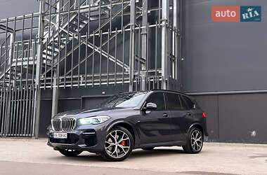 Внедорожник / Кроссовер BMW X5 2022 в Киеве