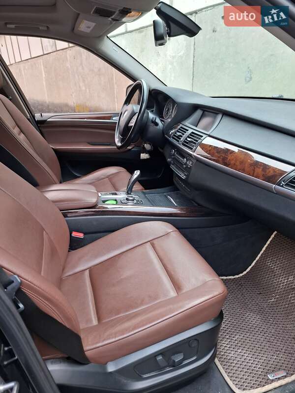 Внедорожник / Кроссовер BMW X5 2012 в Ивано-Франковске