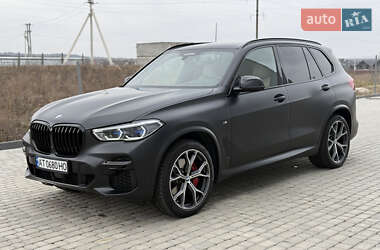 Позашляховик / Кросовер BMW X5 2022 в Івано-Франківську