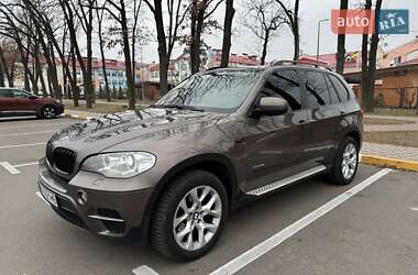Позашляховик / Кросовер BMW X5 2013 в 