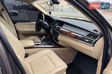 Позашляховик / Кросовер BMW X5 2013 в 