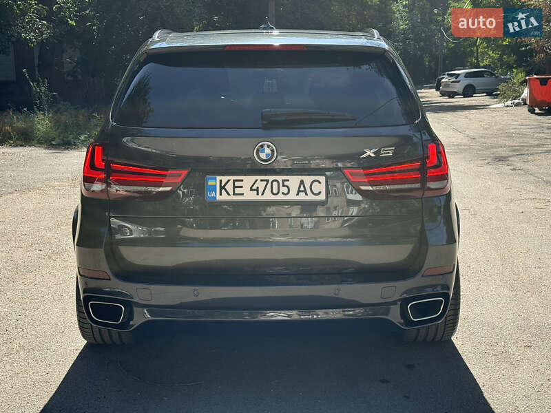 Позашляховик / Кросовер BMW X5 2015 в Кам'янському