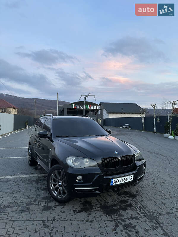 Позашляховик / Кросовер BMW X5 2009 в Великому Березному