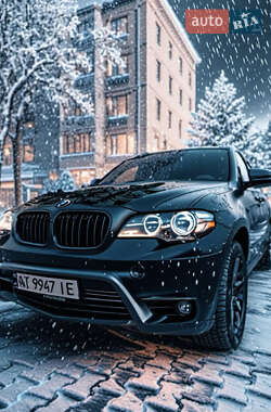 Позашляховик / Кросовер BMW X5 2011 в Івано-Франківську