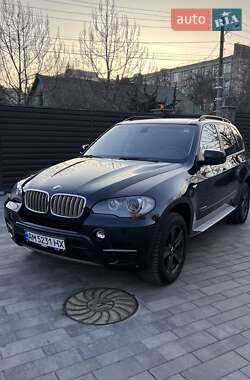 Внедорожник / Кроссовер BMW X5 2011 в 