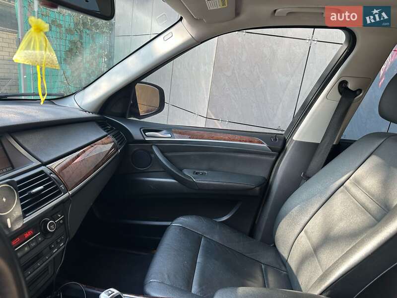 Внедорожник / Кроссовер BMW X5 2008 в Киеве