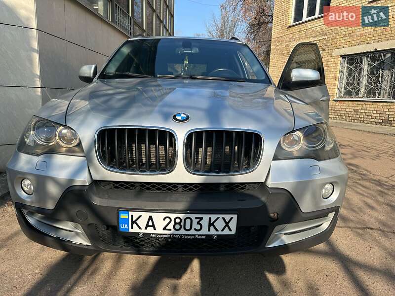 Внедорожник / Кроссовер BMW X5 2008 в 