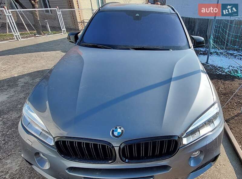 Внедорожник / Кроссовер BMW X5 2017 в Умани