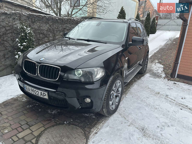 Внедорожник / Кроссовер BMW X5 2010 в Александрие
