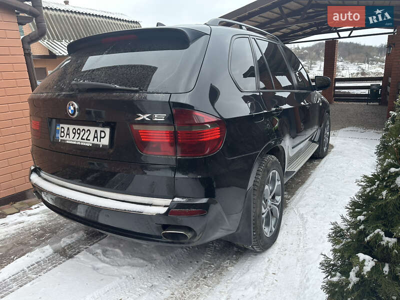 Внедорожник / Кроссовер BMW X5 2010 в Александрие