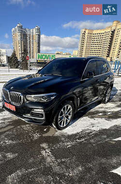 Позашляховик / Кросовер BMW X5 2020 в Києві