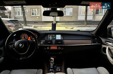 Внедорожник / Кроссовер BMW X5 2010 в Львове