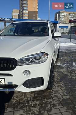 Внедорожник / Кроссовер BMW X5 2015 в Черкассах