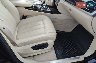 Позашляховик / Кросовер BMW X5 2015 в 