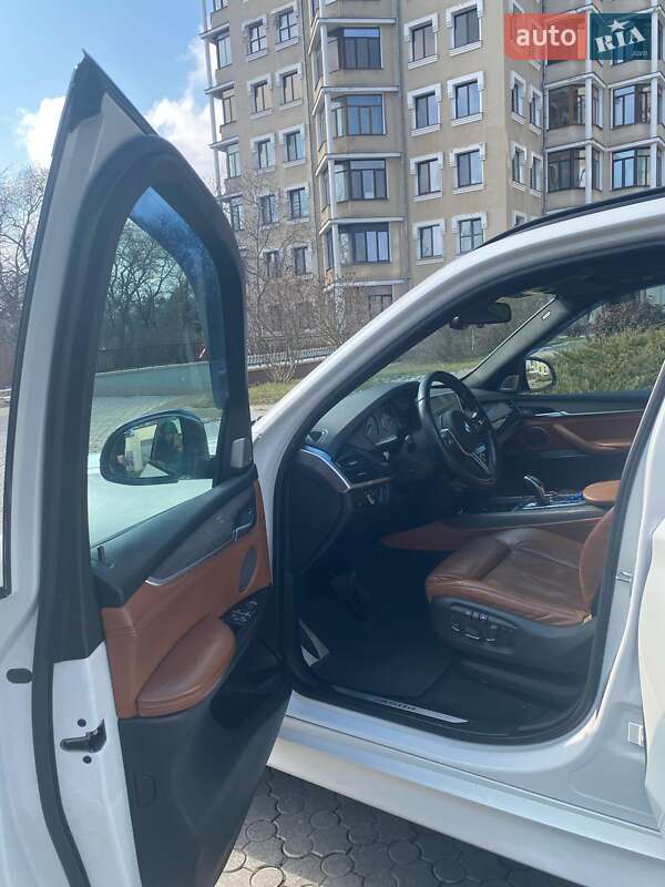 Позашляховик / Кросовер BMW X5 2014 в Одесі