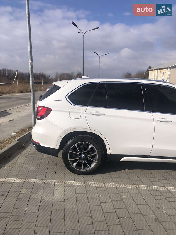 Внедорожник / Кроссовер BMW X5 2017 в Львове