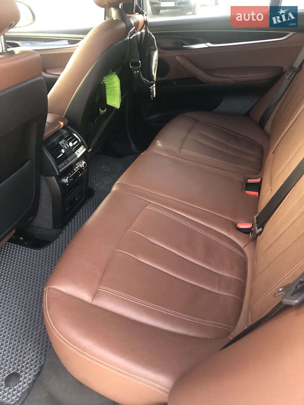 Внедорожник / Кроссовер BMW X5 2017 в Львове