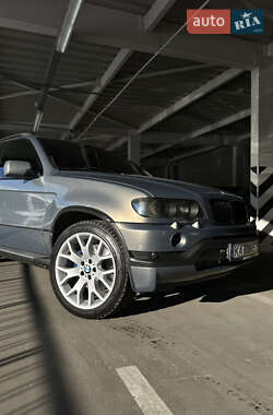 Внедорожник / Кроссовер BMW X5 2003 в 