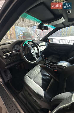 Внедорожник / Кроссовер BMW X5 2003 в 