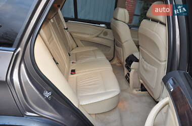 Внедорожник / Кроссовер BMW X5 2011 в 
