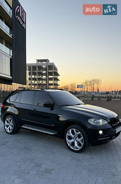 Позашляховик / Кросовер BMW X5 2008 в Чернівцях