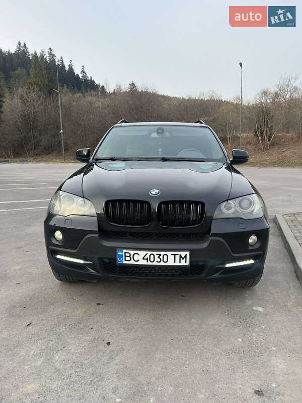 Внедорожник / Кроссовер BMW X5 2007 в 