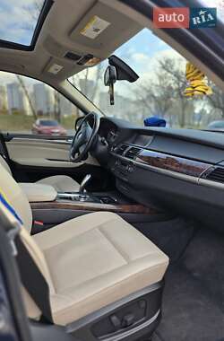 Внедорожник / Кроссовер BMW X5 2011 в 