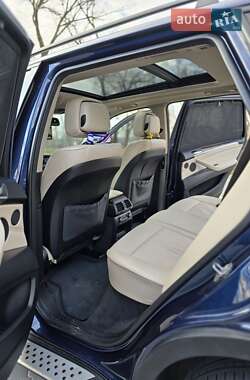Внедорожник / Кроссовер BMW X5 2011 в 