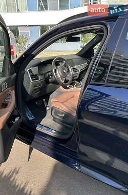 Внедорожник / Кроссовер BMW X5 2022 в 