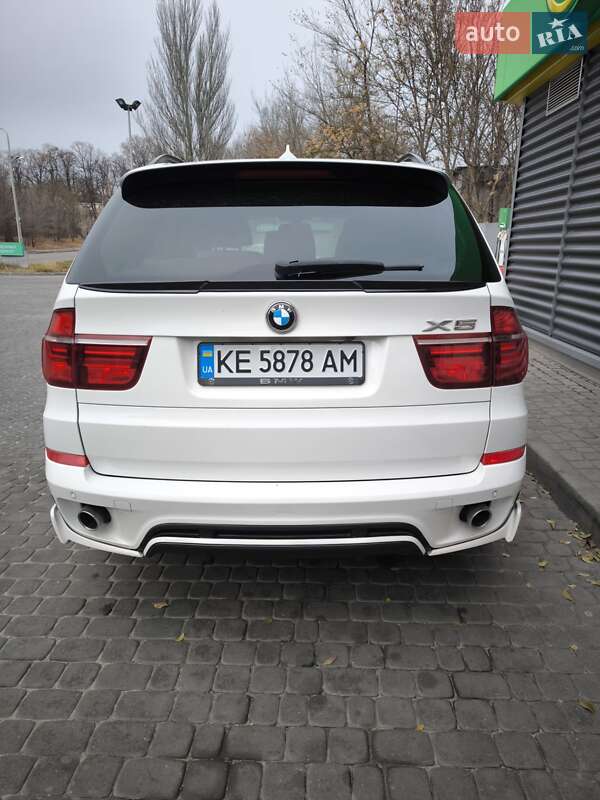 Позашляховик / Кросовер BMW X5 2013 в Дніпрі