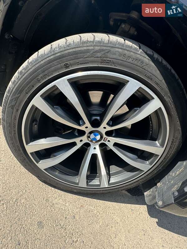 Внедорожник / Кроссовер BMW X5 2016 в Измаиле