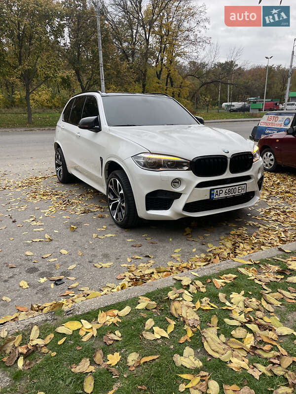 Внедорожник / Кроссовер BMW X5 2013 в Запорожье