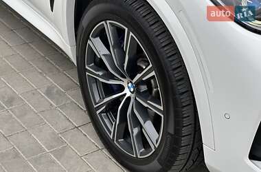Позашляховик / Кросовер BMW X5 2018 в 