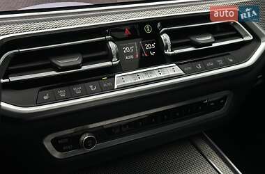 Позашляховик / Кросовер BMW X5 2018 в 