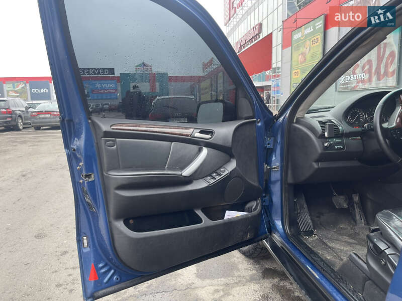 Внедорожник / Кроссовер BMW X5 2001 в Ровно