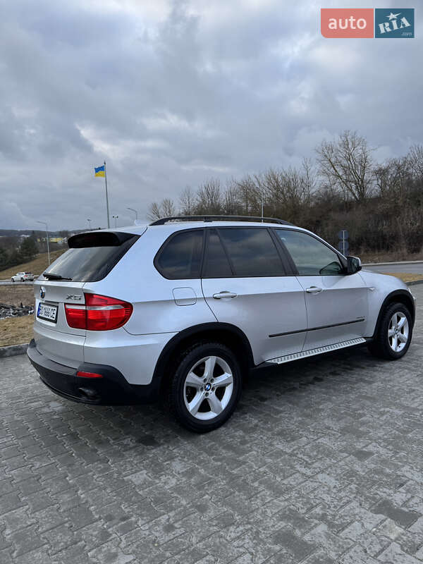 Внедорожник / Кроссовер BMW X5 2010 в Тернополе