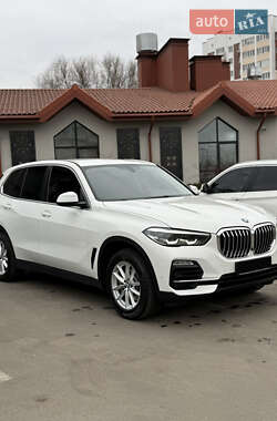 Внедорожник / Кроссовер BMW X5 2021 в Киеве