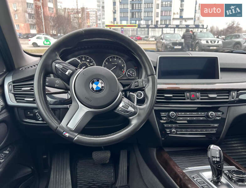 Внедорожник / Кроссовер BMW X5 2016 в Черкассах