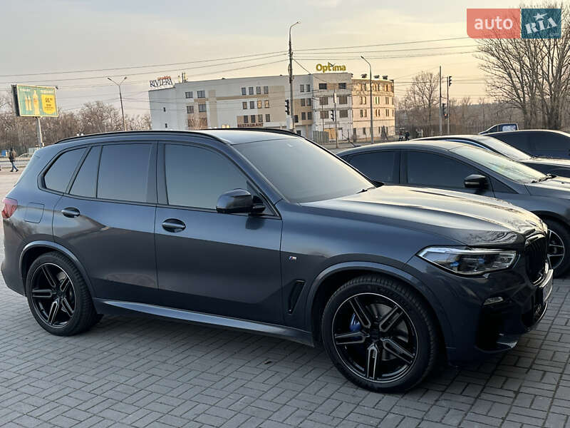 Позашляховик / Кросовер BMW X5 2021 в Запоріжжі