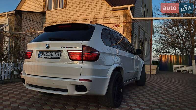 Внедорожник / Кроссовер BMW X5 2013 в 