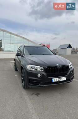 Внедорожник / Кроссовер BMW X5 2016 в 