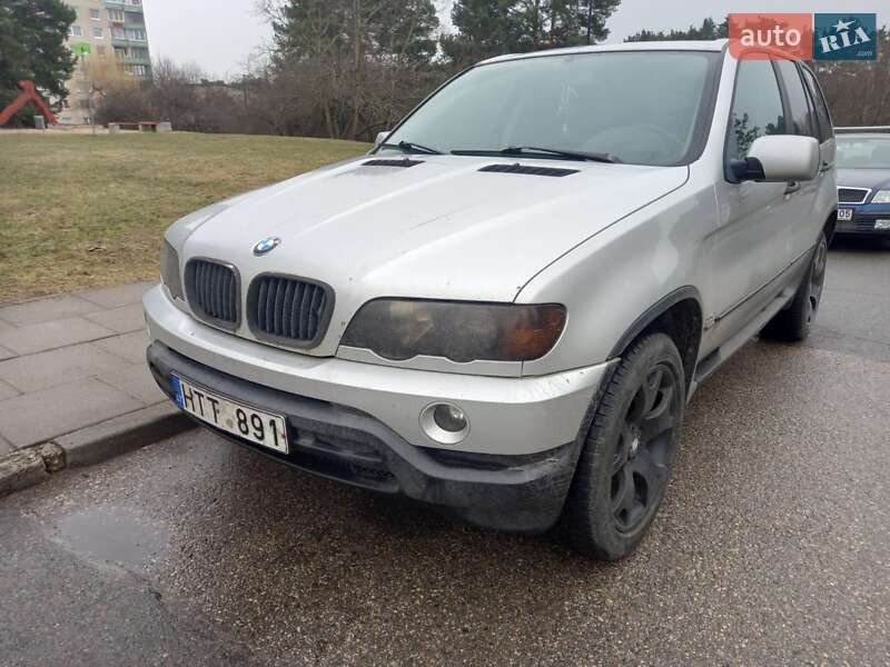 Позашляховик / Кросовер BMW X5 2003 в Києві