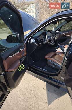 Позашляховик / Кросовер BMW X5 2015 в 