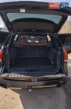 Позашляховик / Кросовер BMW X5 2015 в 