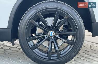 Позашляховик / Кросовер BMW X5 2016 в 