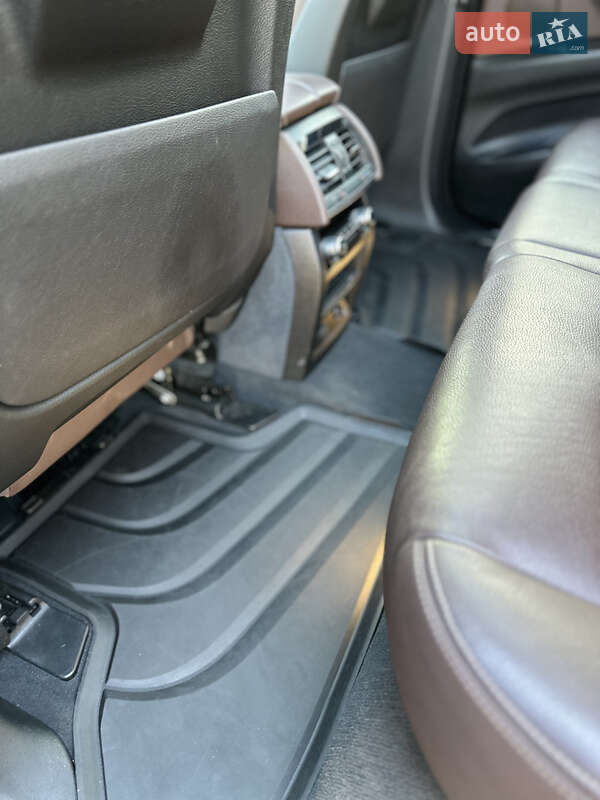 Позашляховик / Кросовер BMW X5 2016 в Києві фото 23 Позашляховик / Кросовер BMW X5 2016 в Києві