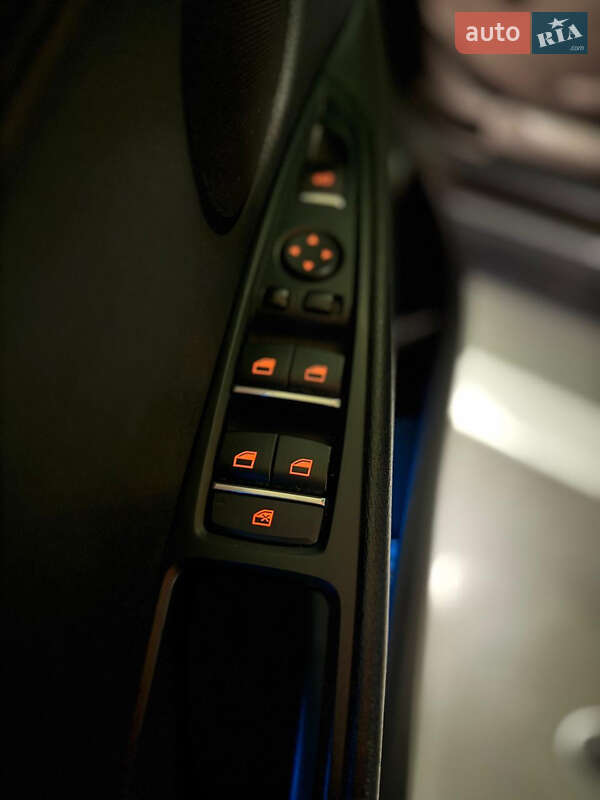 Внедорожник / Кроссовер BMW X5 2014 в Киеве