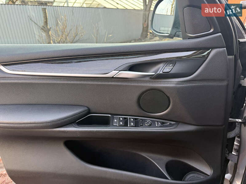 Внедорожник / Кроссовер BMW X5 2014 в Киеве
