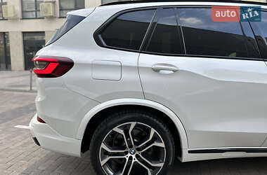 Внедорожник / Кроссовер BMW X5 2018 в 