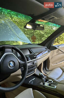 Позашляховик / Кросовер BMW X5 2007 в 